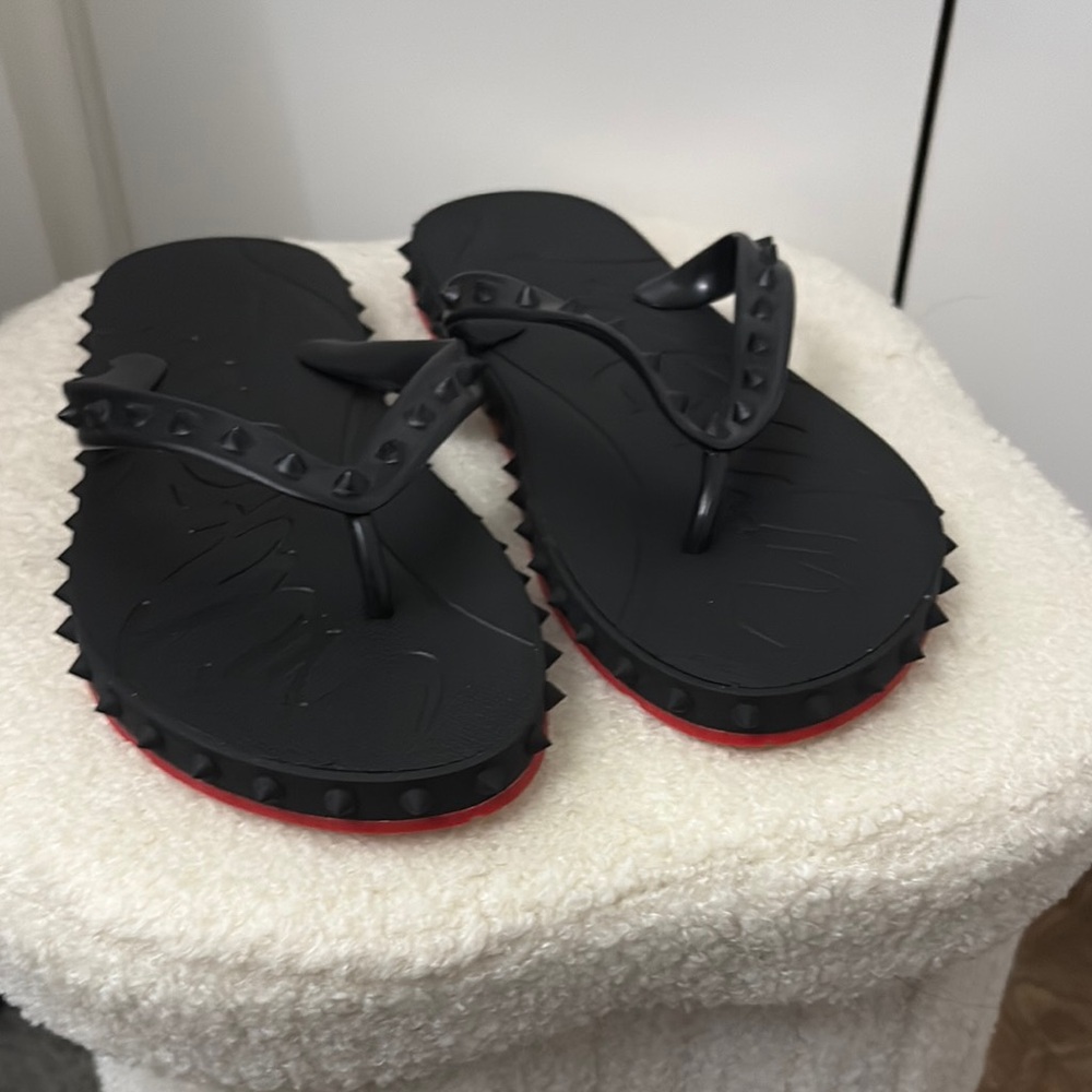 FASHION FLIP FLOPS